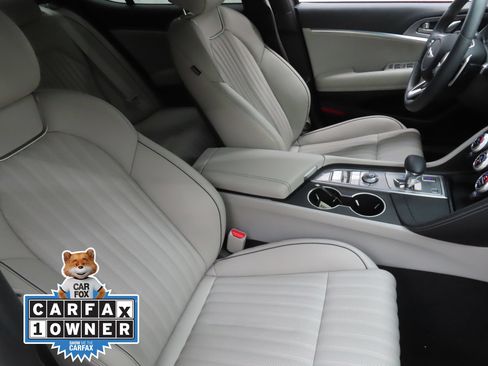 Used 2023 Genesis G70 3.3T RWD image 26