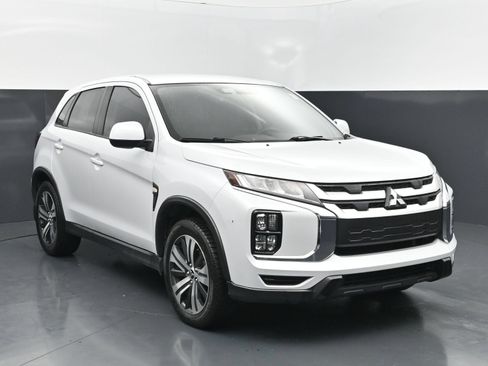 Used 2022 Mitsubishi Outlander Sport ES AWD/4WD image 7