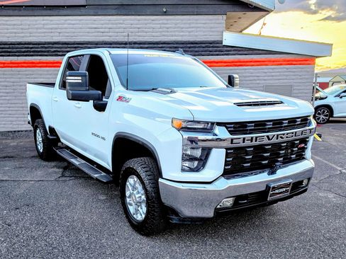 Used 2023 Chevrolet Silverado 2500 LT image 7