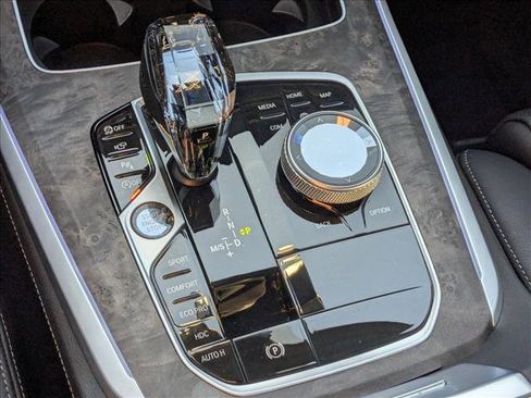 Certified 2022 BMW X5 M50i w/ Executive Package image 12