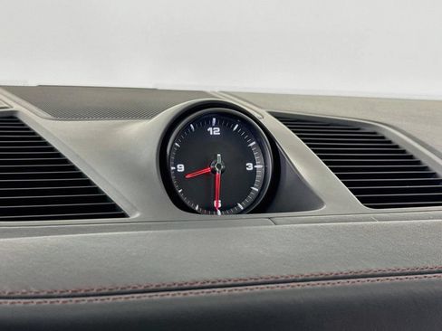Certified 2023 Porsche Cayenne AWD/4WD image 23