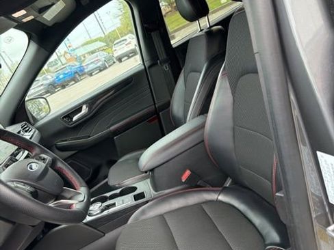 Used 2023 Ford Escape ST-Line Select w/ Tech Pack #2 image 12