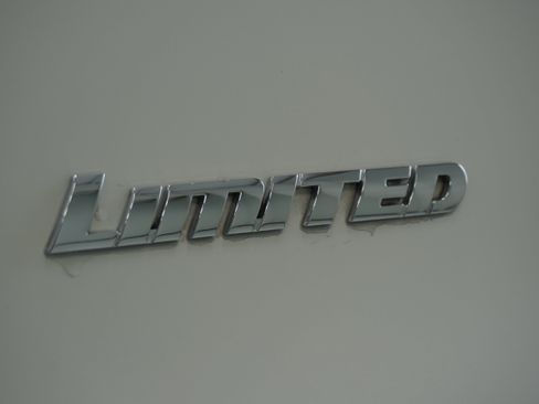 Used 2016 Toyota 4Runner Limited RWD image 8