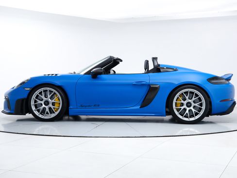 Used 2024 Porsche 718 Boxster Spyder RS RWD image 2