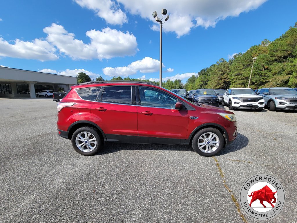 Certified 2017 Ford Escape SE w/ Equipment Group 201A FWD image 8