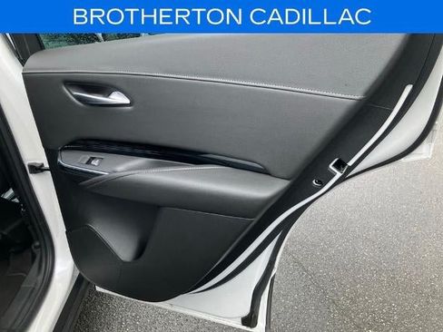 Used 2024 Cadillac XT4 Luxury w/ Cold Weather Package AWD/4WD image 15