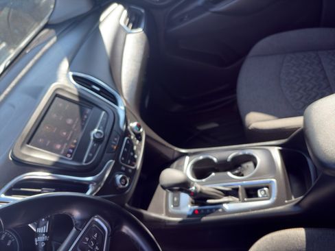 Used 2024 Chevrolet Equinox LT AWD/4WD image 10