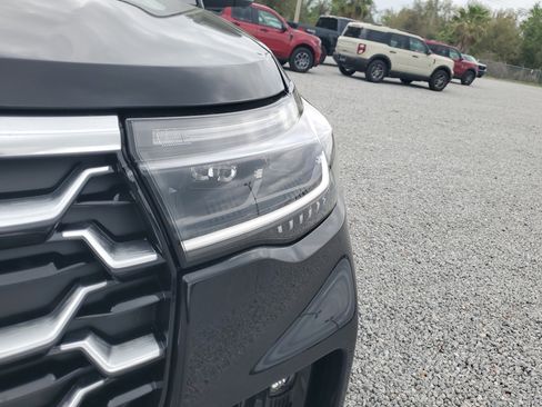 New 2026 Ford Explorer Platinum w/ LUX Leather Package image 4