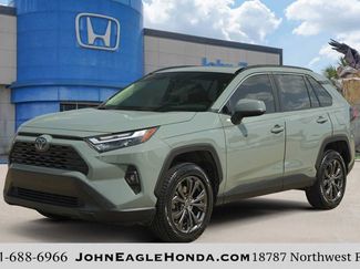 Used 2022 Toyota RAV4 XLE Premium AWD/4WD video 1