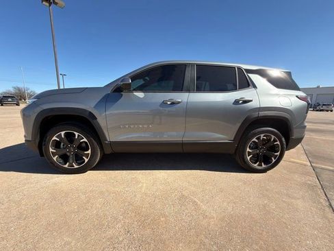 New 2026 Chevrolet Equinox LT w/ Convenience Package II image 11