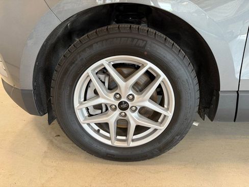 Used 2024 Ford Edge SEL w/ Convenience Package AWD/4WD image 9