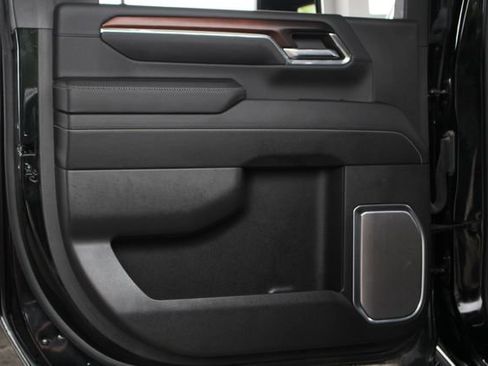 Used 2024 GMC Sierra 2500 Denali w/ Denali Reserve Package image 34