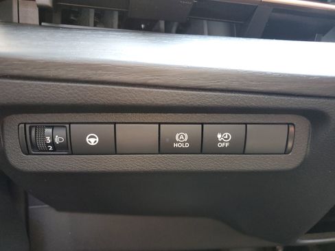 Certified 2023 Nissan Ariya FWD image 25