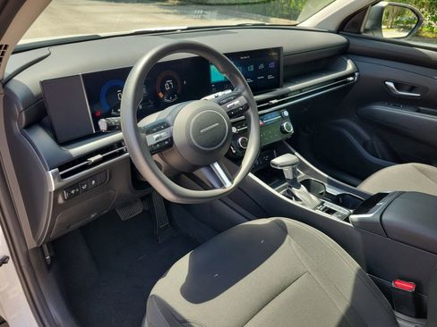 Used 2025 Hyundai Tucson SEL FWD image 15