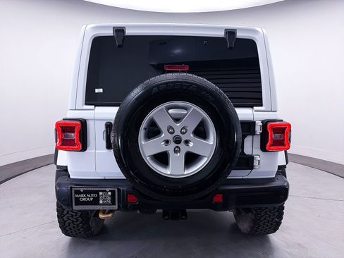 Used 2024 Jeep Wrangler Unlimited Rubicon 392 AWD/4WD image 16