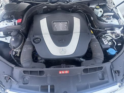 Used 2011 Mercedes-Benz C 300 4MATIC Sedan image 56