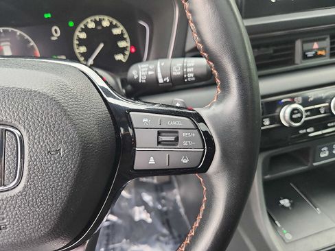Used 2023 Honda Pilot TrailSport image 21