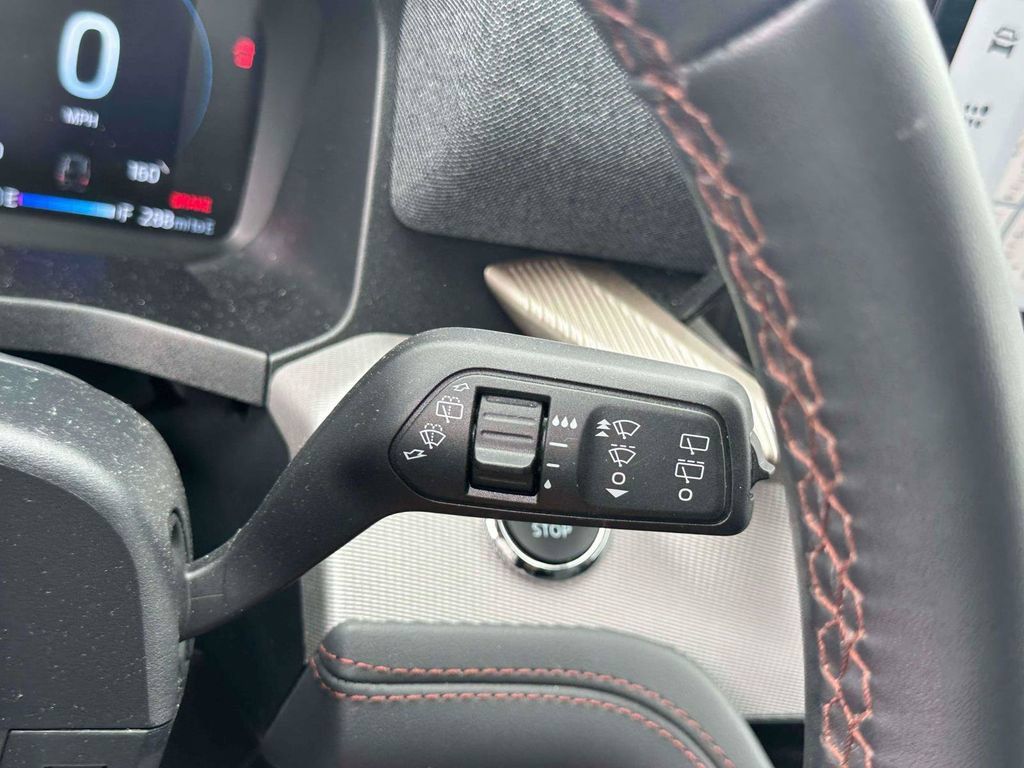 Used 2026 Ford Explorer Active AWD/4WD image 24