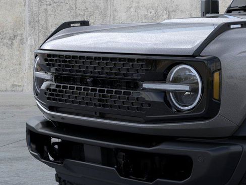 New 2025 Ford Bronco Badlands w/ Black Appearance Package AWD/4WD image 19