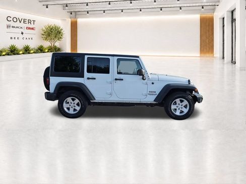Used 2017 Jeep Wrangler Unlimited Sport w/ Quick Order Package 24S AWD/4WD image 15