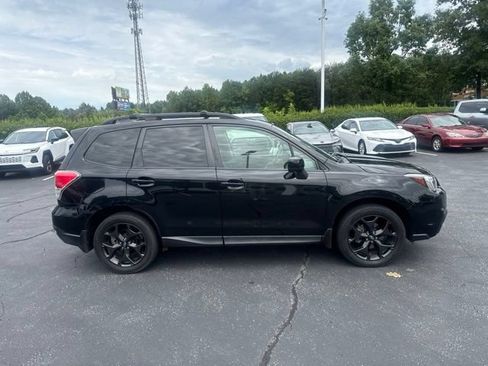Used 2018 Subaru Forester 2.5i Premium w/ Popular Package #2A AWD/4WD image 8