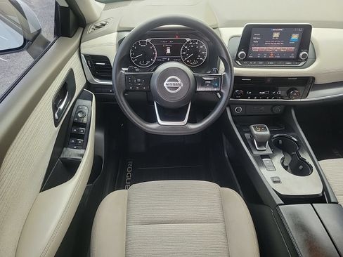 Used 2021 Nissan Rogue SV FWD image 15