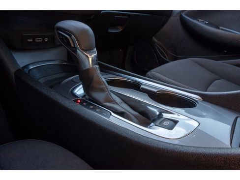 Used 2023 Chevrolet Malibu LT image 25