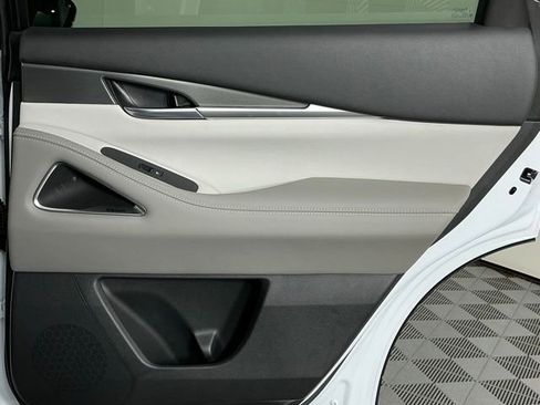 New 2027 INFINITI QX60 Luxe FWD image 25