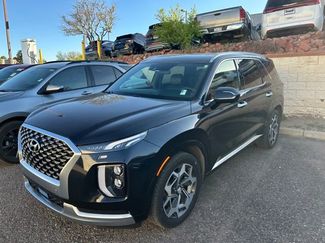 Used 2021 Hyundai Palisade Calligraphy video 1