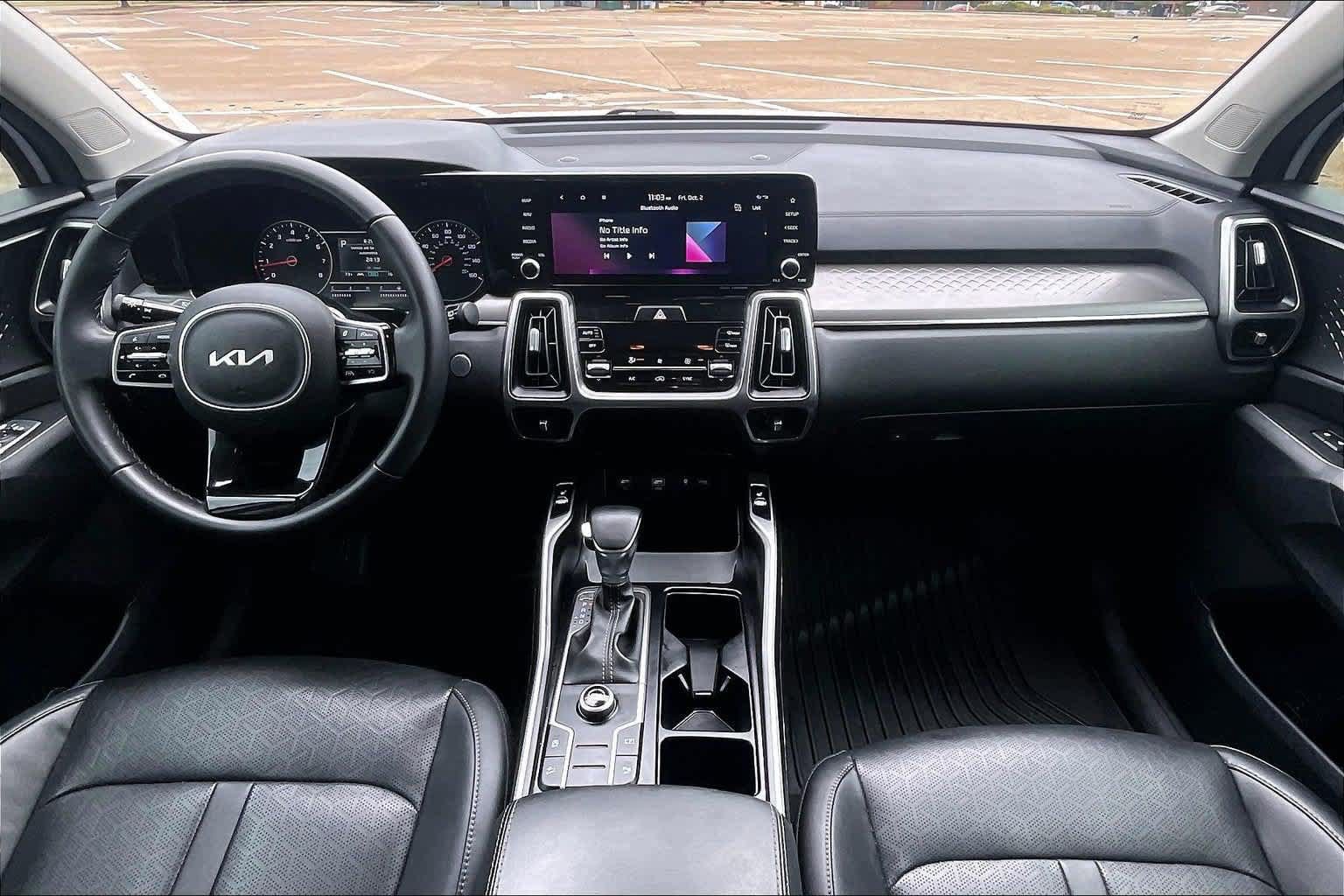 Used 2023 Kia Sorento S FWD image 8