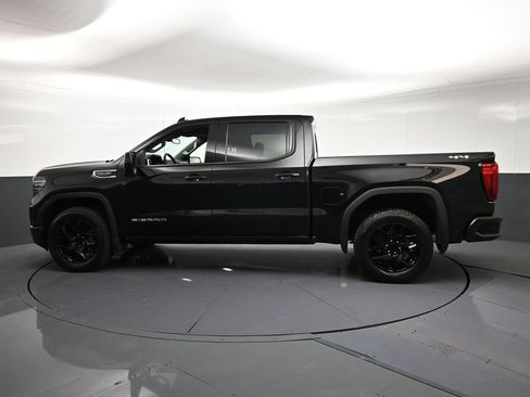 Used 2023 GMC Sierra 1500 SLT w/ SLT Premium Plus Package AWD/4WD image 2