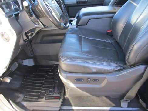 Used 2016 Ford F250 Lariat w/ Lariat Ultimate Package image 29