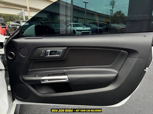 Used 2019 Ford Mustang GT w/ Equipment Group 301A RWD image 32