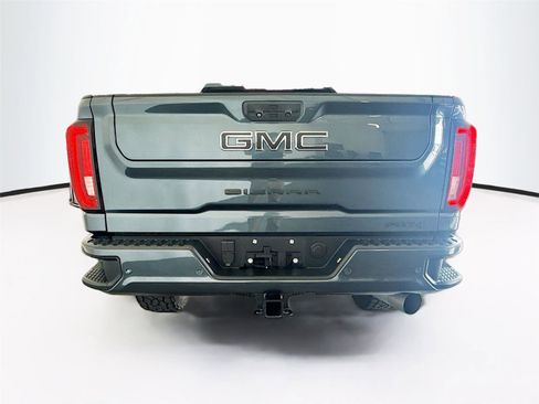 Used 2020 GMC Sierra 2500 AT4 w/ AT4 Premium Package AWD/4WD image 24