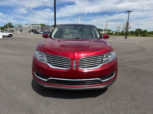 Used 2016 Lincoln MKX Reserve w/ Driver Assistance Package AWD/4WD image 2