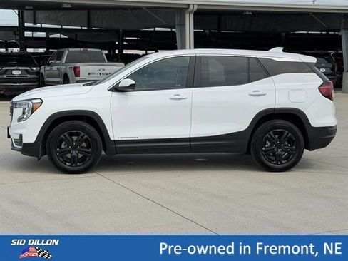 Used 2023 GMC Terrain SLE FWD image 7