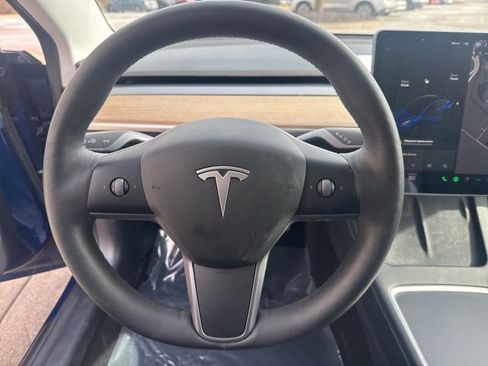 Used 2021 Tesla Model 3 Long Range image 16