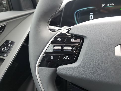 New 2025 Kia Niro SX Touring image 28