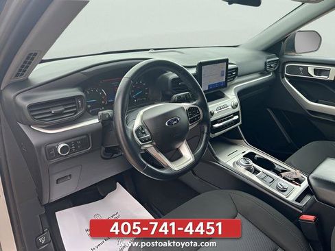 Used 2022 Ford Explorer XLT AWD/4WD image 14