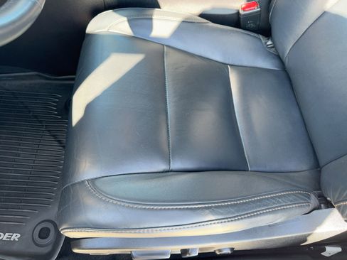 Used 2016 Toyota Highlander XLE image 14