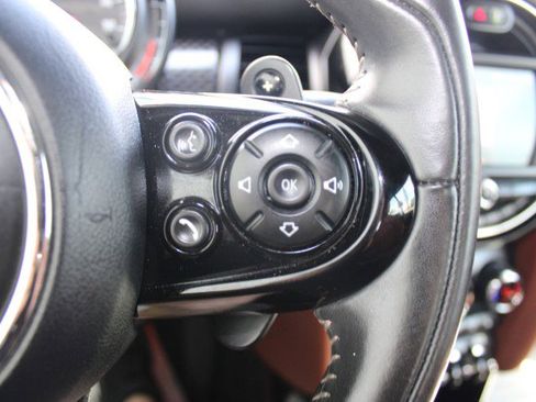 Used 2019 MINI Cooper S w/ Signature Upholstery Package FWD image 21