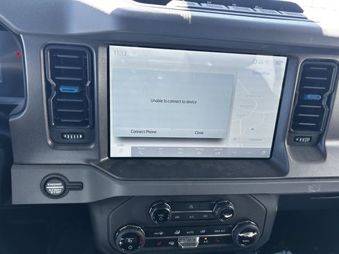 Used 2024 Ford Bronco Black Diamond AWD/4WD image 16