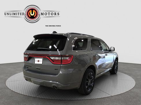 Used 2023 Dodge Durango GT AWD/4WD image 3