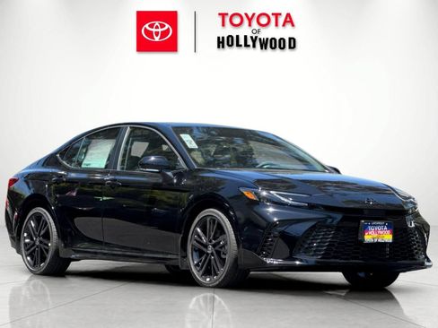New 2026 Toyota Camry XSE FWD image 2