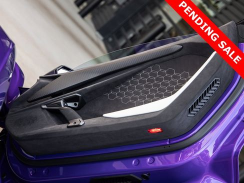 Used 2024 Lamborghini Revuelto image 46