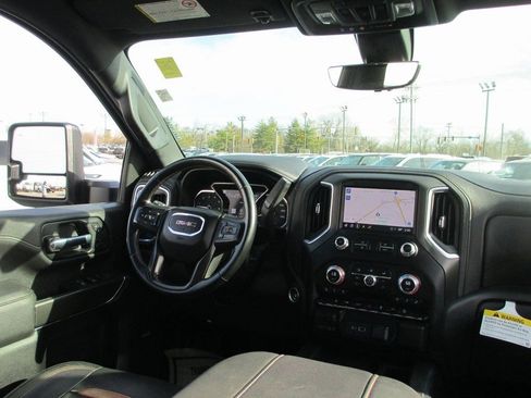 Used 2023 GMC Sierra 2500 AT4 w/ AT4 Premium Plus Package image 28