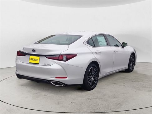 New 2025 Lexus ES 350 w/ Premium Package image 5
