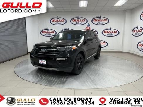 Certified 2023 Ford Explorer XLT w/ Equipment Group 202A RWD image 9