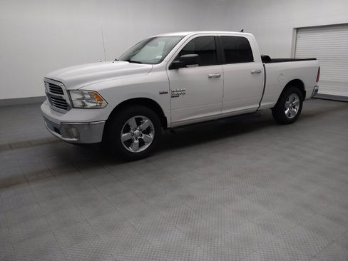 Used 2019 RAM 1500 Big Horn RWD image 2