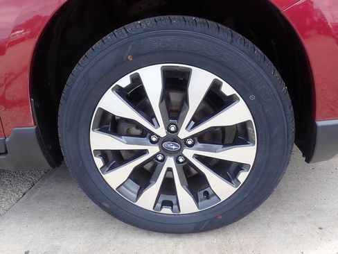 Used 2015 Subaru Outback 2.5i Limited AWD/4WD image 34